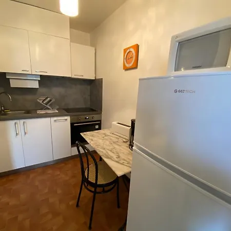 Lumineux Avec Climatisation, Parking Et Animaux Admis A - Fr-1-503-181 * Balaruc-les-Bains
